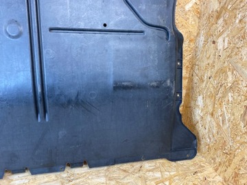 НАКЛАДКА НАПОЛЬНАЯ ДЛЯ ДВИГАТЕЛЯ SKODA AUDI VW SEAT ARONA 2Q0825236E