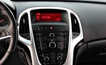 Opel Astra J Sports Tourer 2.0 CDTI ECOTEC 160KM 2011 Opel Astra 2.0 d Bi-xenony Led 1 rok gwarancji w cenie 2.0 Diesel, zdjęcie 18