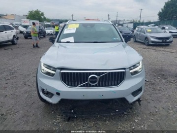 Volvo XC40 2021 Volvo XC 40 T5 Inscription 2021 2.0l 2.0 Benzyna 248KM, zdjęcie 7
