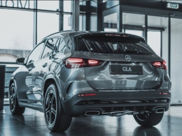 Mercedes GLA II Off-roader Facelifting 1.3 200 163KM 2026 MERCEDES-BENZ GLA 200 AMG Line Suv 1.3 (163KM) 2026, zdjęcie 4