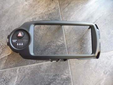 TOYOTA YARIS III ЛИФТ РАДИО НАВИГАЦИЯ