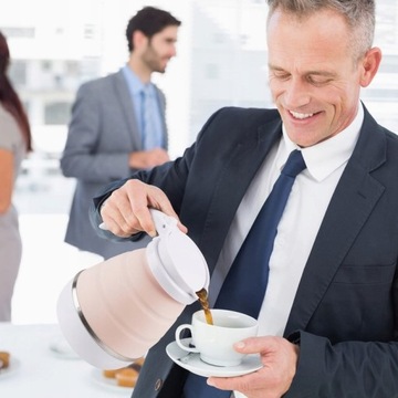 ЭЛЕКТРИЧЕСКИЙ ТУРИСТИЧЕСКИЙ ЧАЙНИК 0,6л, СКЛАДНОЙ, на колесиках