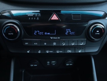 Hyundai Tucson III SUV 2.0 CRDI 185KM 2016 Hyundai Tucson 2.0 CRDi, 182 KM, 4X4, Navi, zdjęcie 8