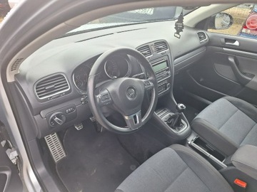Volkswagen Golf VI Variant 1.6 TDI-CR DPF BlueMotion 105KM 2011 Volkswagen Golf Wersja Style Klimatronik, zdjęcie 12