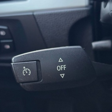 BMW Seria 3 E90-91-92-93 Touring E91 2.0 320i 150KM 2005 BMW 320 Seria 3 E90/E91/E92/E93 2.0 Benzyna, zdjęcie 37