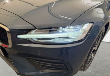 Volvo V60 II  Kombi Facelifting 2.0 B3 163KM 2023 Volvo V60 VAT 23 Core 2.0 B3 163KM automat 2023 r., salon PL, I wlasciciel, zdjęcie 8