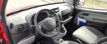 Fiat Doblo I 2005 Fiat Doblo bez rdzy , zadbany , klima 1.4 Benzyna 77KM, zdjęcie 9