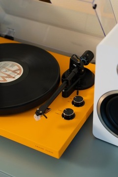 Официальный дилер проигрывателей проигрывателей Argon Audio TT MK2 Yellow