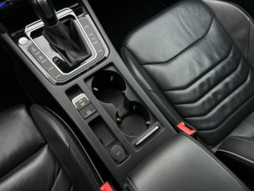 Volkswagen Arteon Fastback Facelifting 2.0 TDI 200KM 2023 Volkswagen Arteon R-Line | 4motion | Panorama | Ka, zdjęcie 20