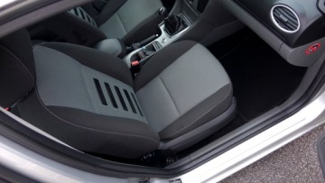 Ford Focus II Hatchback 5d 1.6 Duratec Ti-VCT 115KM 2009 .. .. Grzane szyby przód i tył .. Książka serwisowa .. Klimatyzacja .., zdjęcie 12