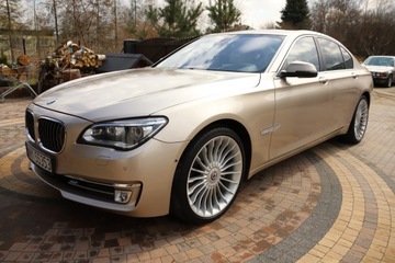 BMW Seria 7 F01 Sedan L Facelifting 750Ld 381KM 2013