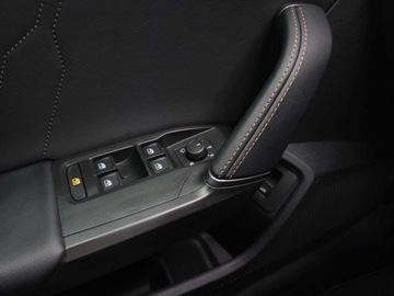Cupra Leon II Sportstourer 2.0 TSI 310KM 2023 Cupra Leon Pakiet L z Nav System Dach Panoramiczny Audio System Beats Matr, zdjęcie 8