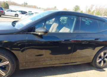 BMW iX 2024 BMW iX 2024, 4x4, od ubezpieczalni Elektryczny 516KM, zdjęcie 1