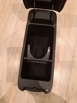 AVENSIS T25 LOKETNÍ OPĚRKA TUNELU STŘEDNÍHO EVROPA ORIGINÁLNÍ