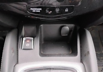 Nissan Qashqai II Crossover 1.2 DIG-T 115KM 2015 Nissan Qashqai 2015r, Salonowy, 1.2 Benzyna. Uszkodzony. Poobijany. Jezdzi., zdjęcie 15