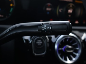 Mercedes Klasa A W177/V177 Hatchback Plug-In 1.3 250e 218KM 2022 Mercedes A A 250 e, Salon Polska, Serwis ASO, zdjęcie 19