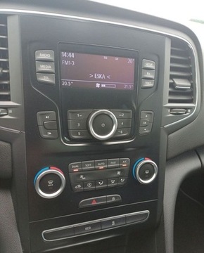 Renault Megane IV Hatchback 5d 1.2 Energy TCe 130KM 2017 Renault Megane 143 1.2 Energy TCe Limited 130 KM 1.2 Benzyna 130KM, zdjęcie 15