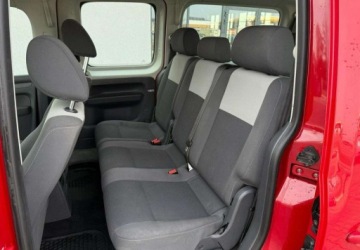 Volkswagen Caddy III Kombi Facelifting 2.0 EcoFuel 109KM 2014 Volkswagen Caddy 2.0 MPI 109 KM MAXI 7osobowy instalacja LPG Nowa Zarejest, zdjęcie 15