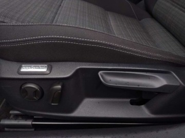 Volkswagen Passat B8 Variant Facelifting 2.0 TDI SCR 150KM 2021 Volkswagen Passat Variant Faktura VAT Hak Navi Grzane fotele 2.0 Diesel, zdjęcie 10