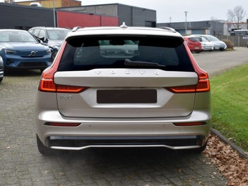 Volvo V60 II  Kombi Facelifting 2.0 B4 B 197KM 2025 VOLVO V60 B4 Plus Dark Combi 2.0 (197KM) 2025, zdjęcie 1