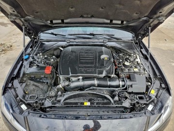 Jaguar XF II Sedan Facelifting 2.0i 300KM 2024 Jaguar XF 2024r., R-dynamic Se, 2L, od ubezpieczalni 2.0 Benzyna 300KM, zdjęcie 10