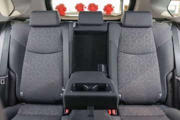 Toyota RAV4 V SUV 2.5 Hybrid Dynamic Force 222KM 2019 Toyota RAV4 2.5 Hybrid Comfort 4x4 2.5 Hybryda 222KM, zdjęcie 16