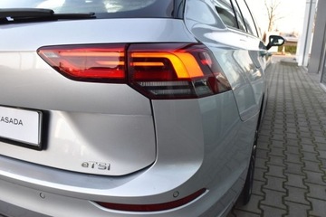 Volkswagen Golf VIII Variant 1.5 eTSI 150KM 2021 Volkswagen Golf Variant Variant 1.5TSI 150KM Pakiety LED ACC Podgrz.fotele, zdjęcie 36