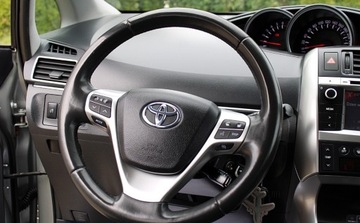 Toyota Verso Minivan Facelifting 1.8 Valvematic 147KM 2014 Toyota Verso 7 MIEJSC Bezwypadkowy Zadbany Wyposazony 1.8 Benzyna, zdjęcie 16