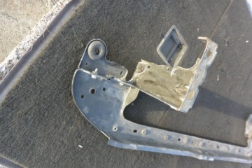 MASERATI QUATTROPORTE VI НИЖНЯЯ ПАЛКА РАДИАТОРА