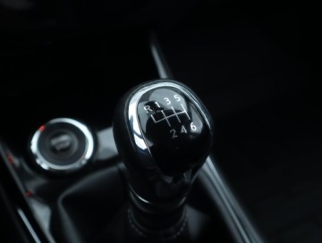 Nissan Pulsar 1.2 DIG-T 115KM 2016 Nissan Pulsar 1.2 DIG-T, Salon Polska, Serwis ASO, zdjęcie 16