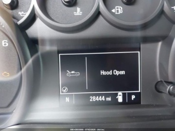 Chevrolet Silverado II 2020 Chevrolet Silverado 1500 Short Bed Custom 2020 4.3l 4.3 Benzyna 285KM, zdjęcie 11