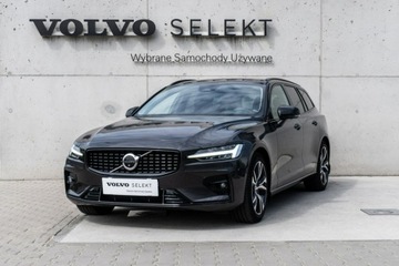 Volvo V60 II  Kombi Facelifting 2.0 B4 197KM 2023 Volvo V60 B4 D Plus Dark 197KM FV23%