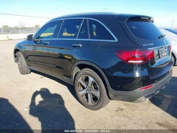 Mercedes GLC C253 2021 Mercedes-Benz GLC 300 4Matic 2021 2.0l 2.0 Benzyna 255KM, zdjęcie 4