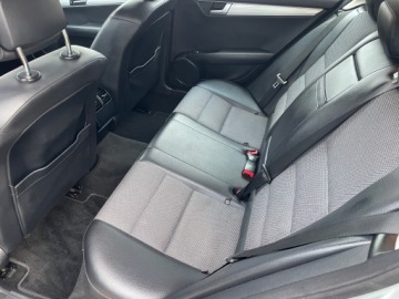 Mercedes Klasa C W204 Kombi T204 1.8 180 CGI BlueEFFICIENCY 156KM 2011 MERCEDES-BENZ KLASA C (W204) C 180 CGI (204.049) 156 KM, zdjęcie 9