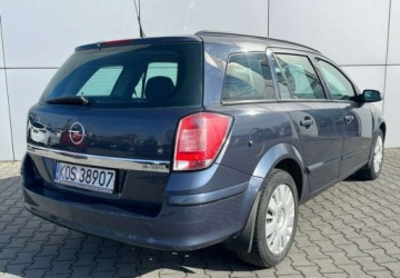 Opel Astra H Kombi 1.9 CDTI ECOTEC 120KM 2009 Opel Astra Zadbane Faktura VAT Marza 1.9 Diesel 120KM, zdjęcie 4