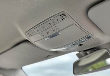 Mercedes Klasa C W205 Limuzyna 200 BlueTEC 136KM 2016 Mercedes-Benz Klasa C Avantgarde C200 136KM Full Led skory PDC Navi niski, zdjęcie 36