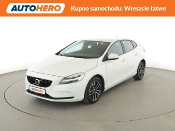 Volvo V40 II 2019 Volvo V40 automat full LED navi klima auto