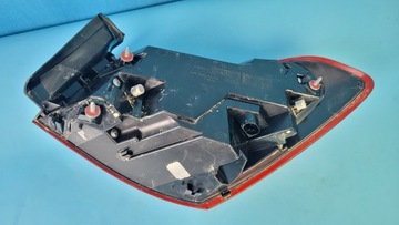 MERCEDES W177 A220 19r SEDAN LAMPA W BŁOTNIK LEWY TYŁ A1779066900