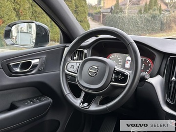Volvo XC60 II Crossover T4 190KM 2020 Volvo XC 60 XC60 T4 R-Design aut, Pakiet winter, P, zdjęcie 11