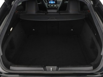 Mercedes CLA C118/X118 Shooting Brake AMG 2.0 35 AMG 306KM 2020 Mercedes CLA 35 AMG 4x4 automat full LED, zdjęcie 19