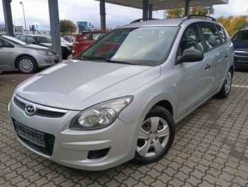 Hyundai i30 I CW Facelifting 1.4 DOHC 109KM 2010 Hyundai i30 1.4i 16v PROSTA benzyna KLIMATYZACJA stan IDEALNY BEZ rdzy 1.4, zdjęcie 9