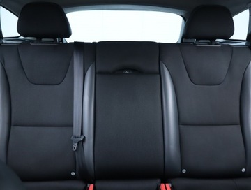 Volvo V60 I Kombi Facelifting 2.0 D4 DRIVE-E 190KM 2016 Volvo V60 D4 2.0, Salon Polska, Serwis ASO, zdjęcie 9
