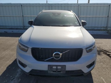 Volvo XC40 2021 Volvo XC 40 T5 R-Design 2021 2.0l 2.0 Benzyna 248KM, zdjęcie 5