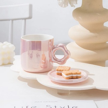 Симпатичная керамическая кружка для воды с крышкой, простая кофейная чашка с цветочной ручкой, бытовая