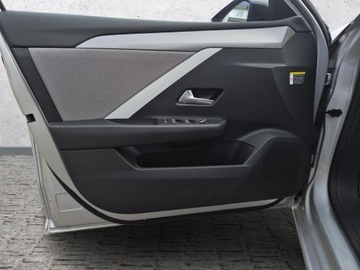 Opel Astra 2023 Opel Astra L Business Edition 1.5 diesel / 131 KM, zdjęcie 10