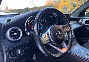 Mercedes GLC C253 SUV Facelifting 2.0 220d 194KM 2020 Mercedes-Benz GLC AMG MiltiBEAM Alu19 Kamera Virtual Navi Ambiente Piekny, zdjęcie 5