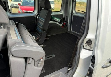 Volkswagen Caddy III Kombi Facelifting 2.0 EcoFuel 109KM 2011 Volkswagen Caddy 2.0 MPI 109 KM 5 osobowy Nowa instalacja LPG 2.0 109KM, zdjęcie 16