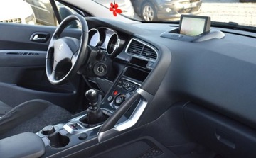 Peugeot 3008 I Crossover 1.6 HDi FAP 115KM 2014 Peugeot 3008 Peugeot 3008 HDi 115 Allure 1.6 Diesel 115KM, zdjęcie 11