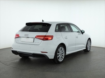 Audi A3 8V Sportback 5d Facelifting 1.5 35 TFSI 150KM 2019 Audi A3 1.5 TFSI, Salon Polska, Serwis ASO, zdjęcie 4