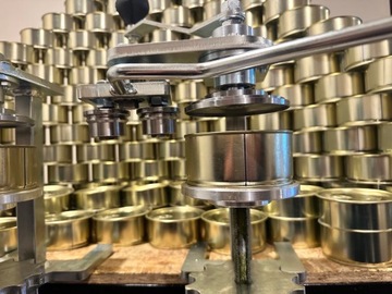 Машина для запечатывания банок Пушкополь Речна Нель